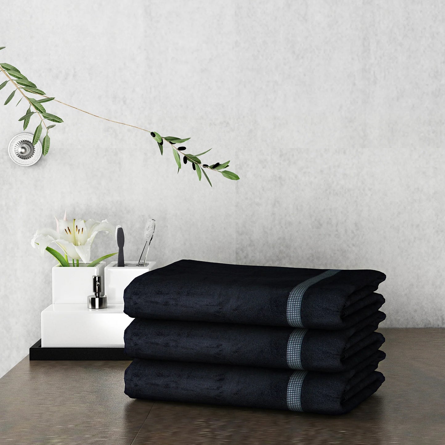 Premium Luxury Bath Towel – Black